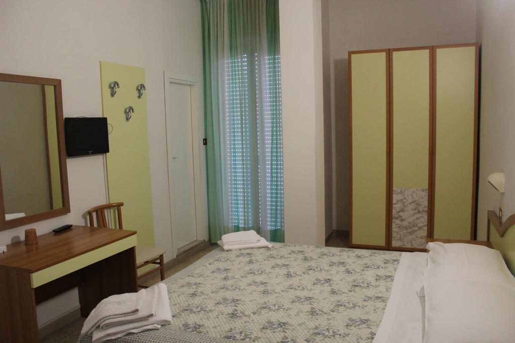 Hotel Santini Rimini Kültér fotó